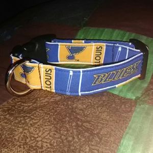 St. Louis Blues hockey collar for small dogs *NEW*
